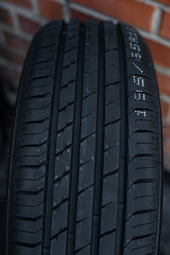 фото протектора и шины Atrezzo Elite Шина Sailun Atrezzo Elite 215/55 R18 99V